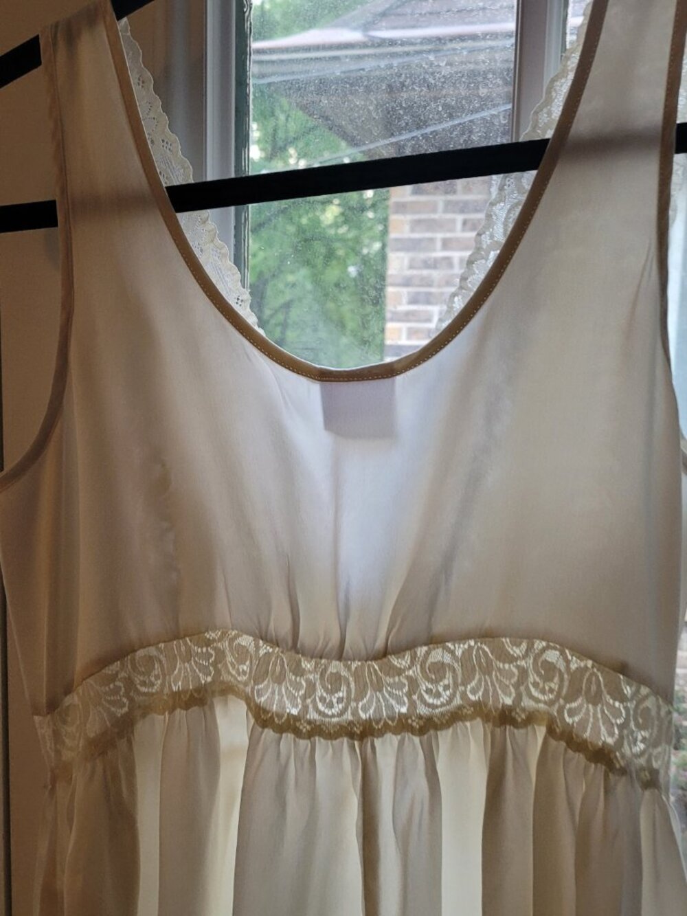 Fishers finery sz M silk and lace nightgown nwot - Picture 7 of 7